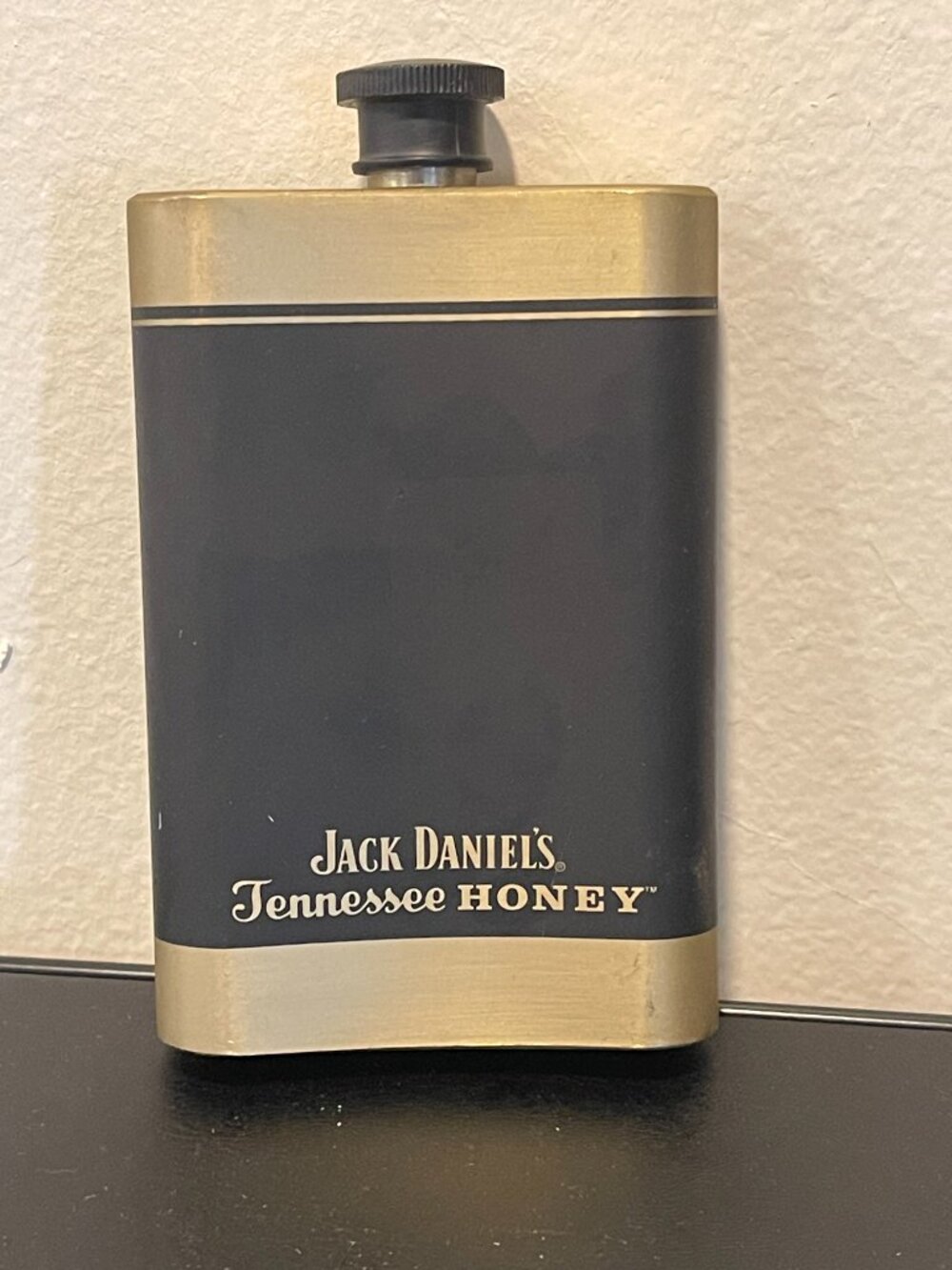 Flask - Picture 2 of 4